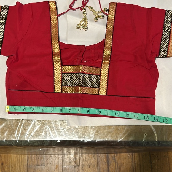 Indian saree blouse brand new, ready-made red color with copper gold design. - Picture 5 of 8